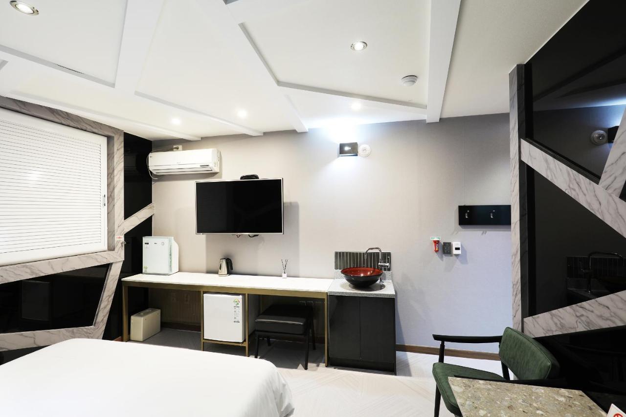 Bellino Hotel Buan Bagian luar foto
