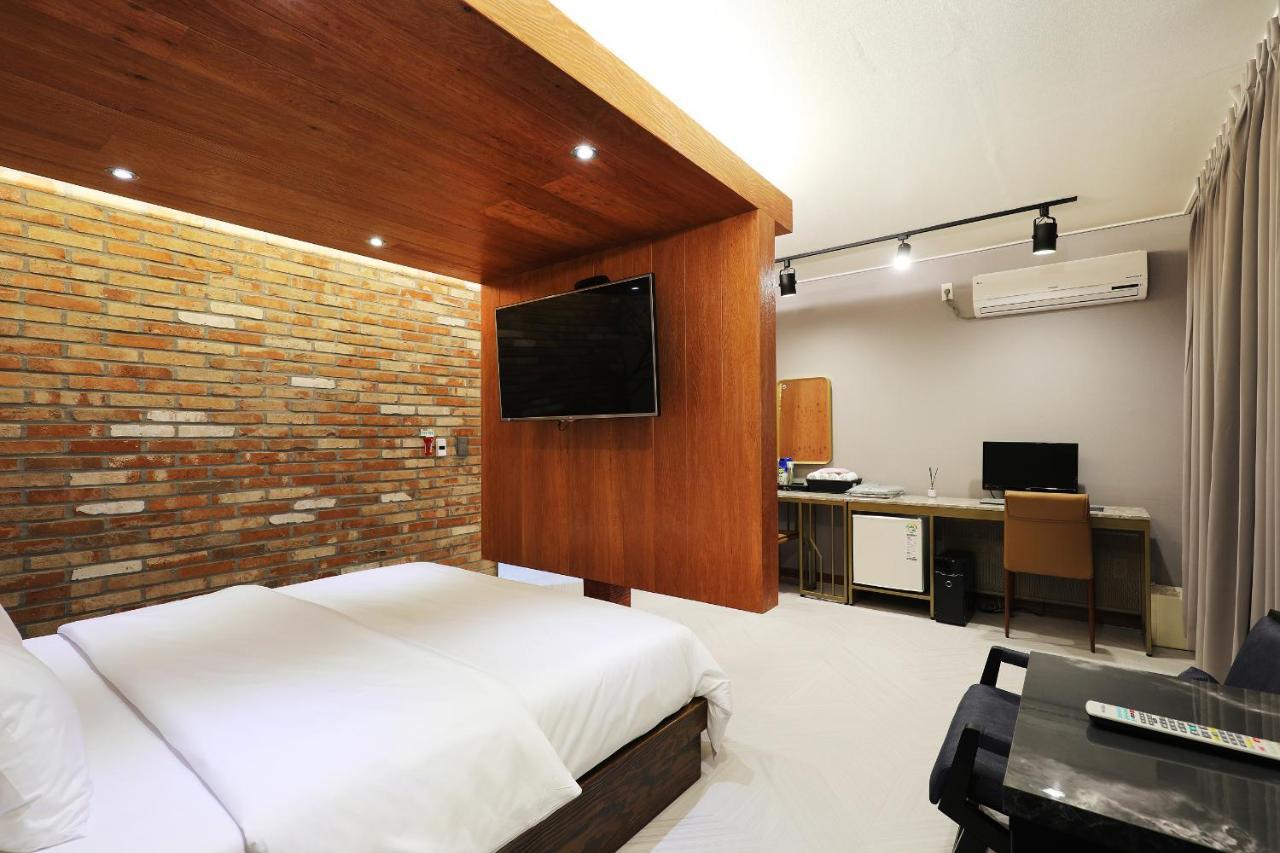Bellino Hotel Buan Bagian luar foto