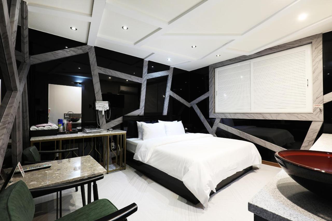 Bellino Hotel Buan Bagian luar foto