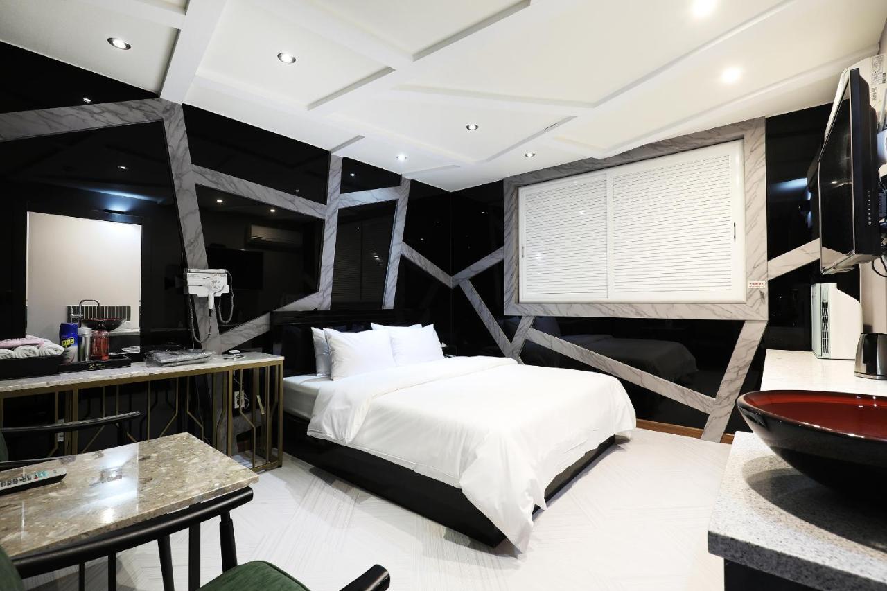 Bellino Hotel Buan Bagian luar foto